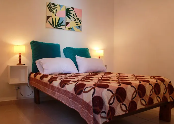 Casa Muy Comoda Y Luminosa